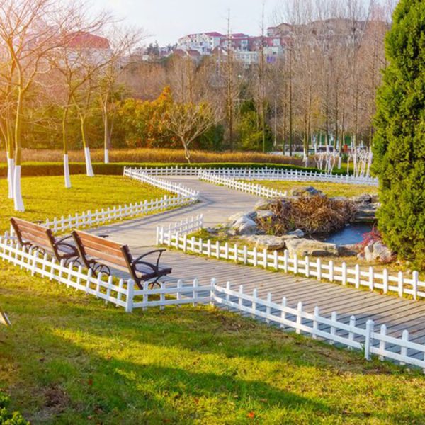 پوکه معدنی برای محوطه سازی باغ